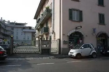 Hotel Center Moroni Bergamo 0*,